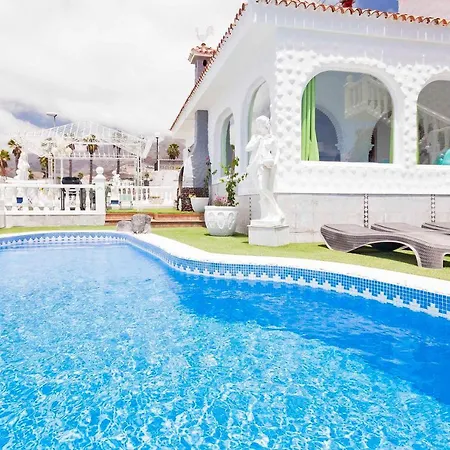 Sara En San Eugenio - Sara Vacation Villa